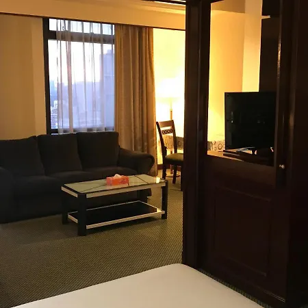 Queens Service Suite At Times Square Kuala Lumpur Exterior photo