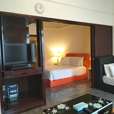 Queens Service Suite At Times Square Kuala Lumpur Exterior photo