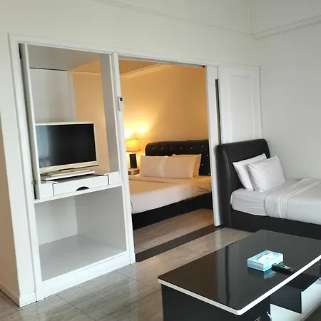 Queens Service Suite At Times Square Kuala Lumpur Exterior photo