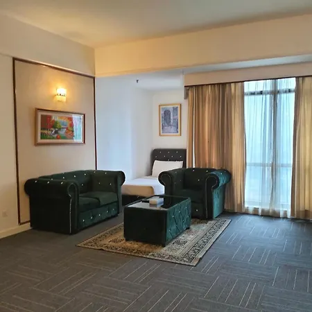 Queens Service Suite At Times Square Kuala Lumpur Exterior photo
