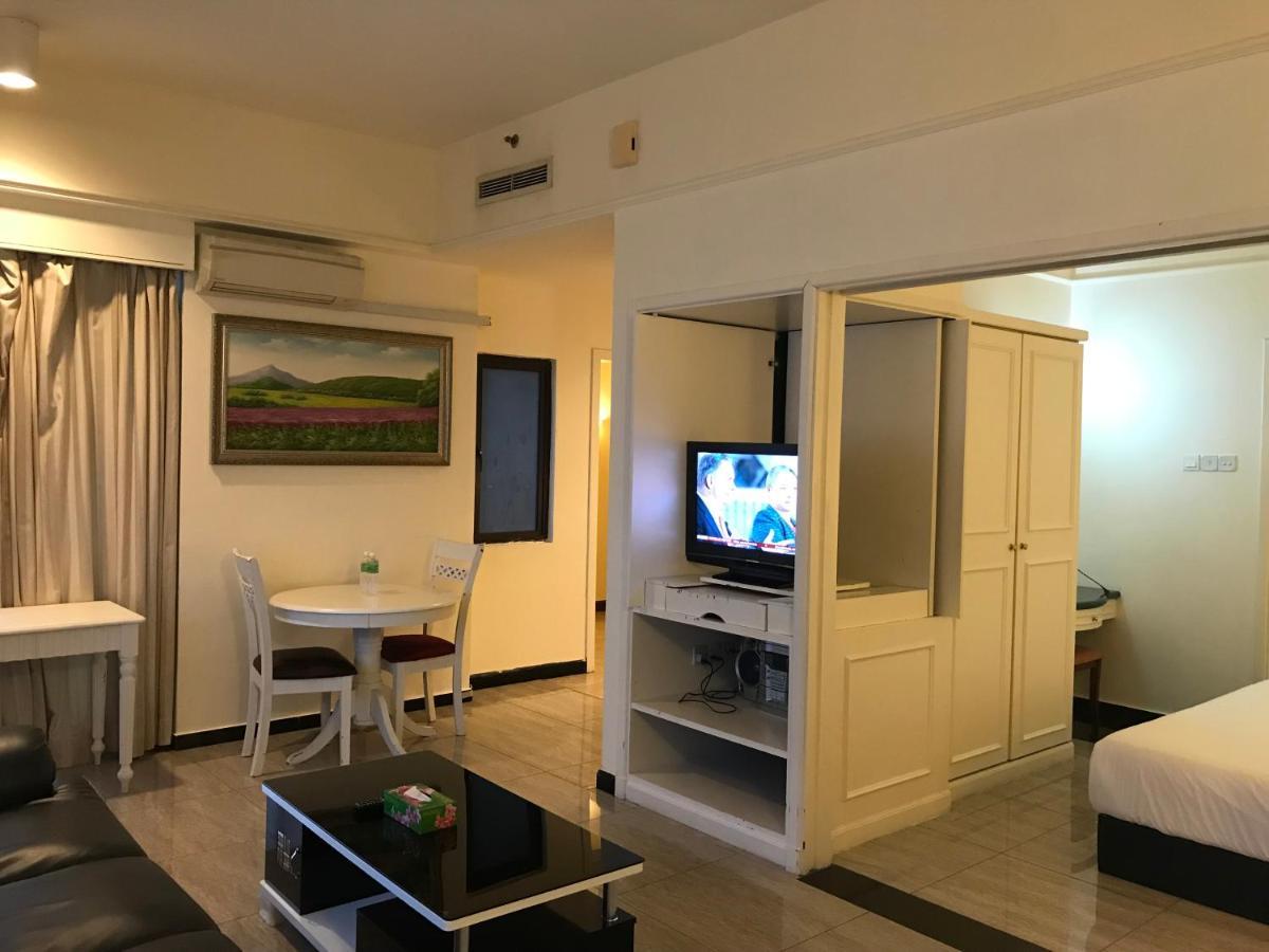 Queens Service At Times Square Apartemen Kuala Lumpur